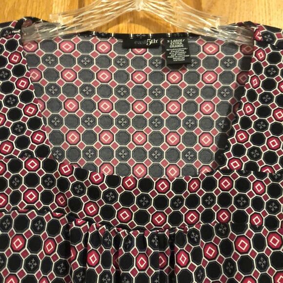 East 5th Women’s XL Printed Square Neck Slip on Long Sleeve Tunic Top - Picture 3 of 8